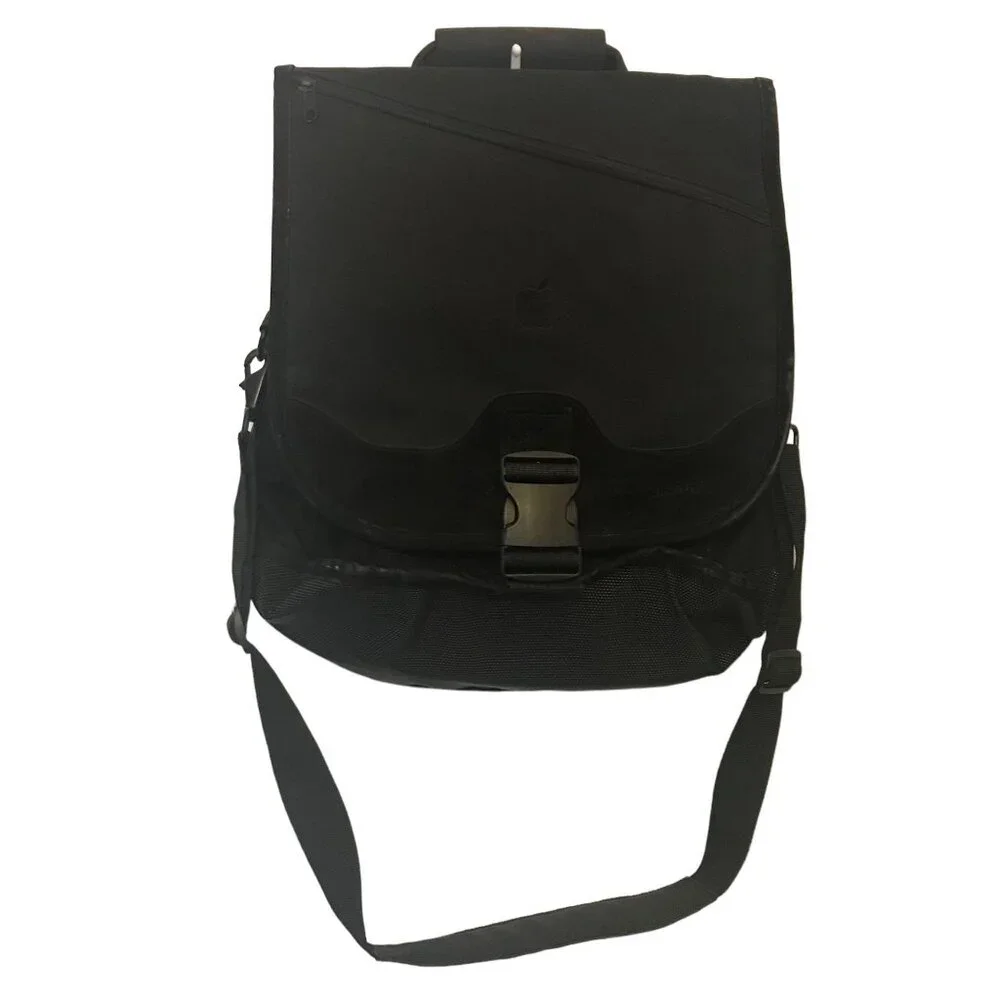 Kensington Black Apple Laptop Convertible Backpack Messenger Bag